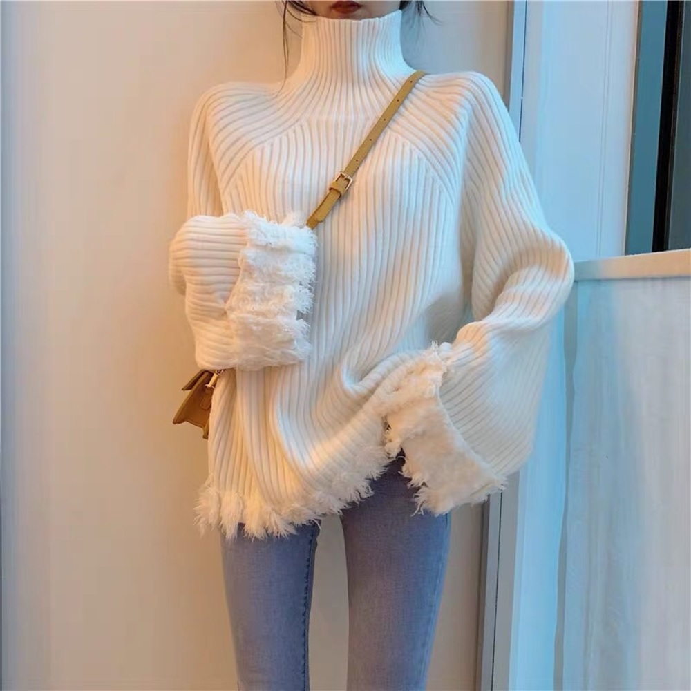 Turtleneck white sweater
